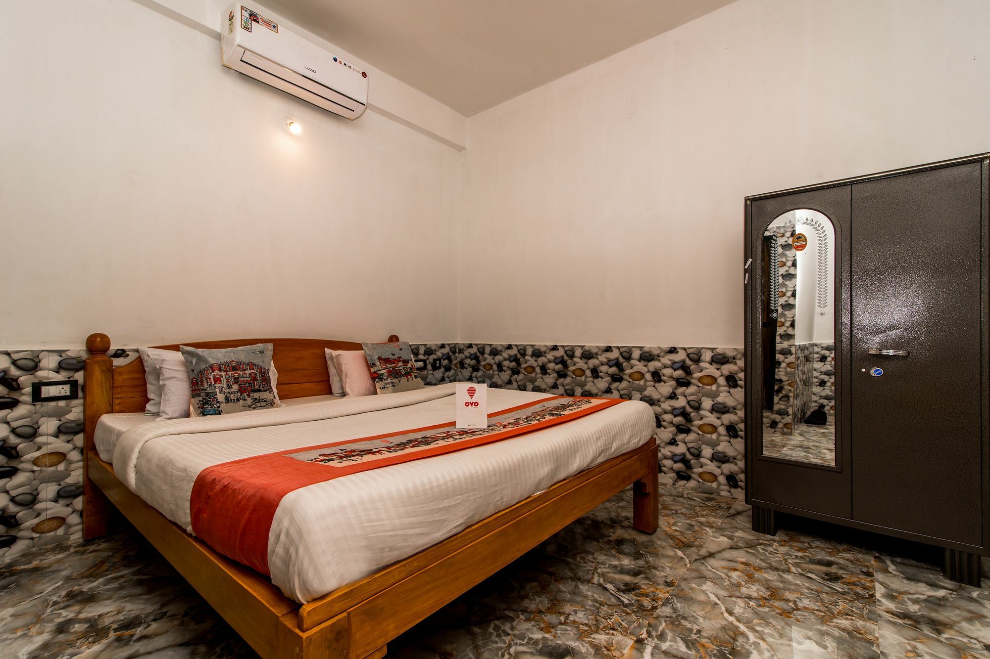 Oyo 10809 Hotel Tushar Inn Baga Dış mekan fotoğraf